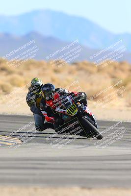 media/Jan-10-2025-CVMA Friday Practice (Fri) [[489e0da257]]/Group 4 and Trackday/Session 4 (Turn 16)/